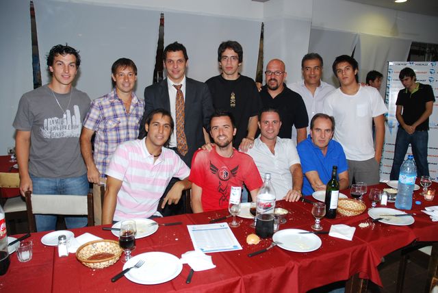 001. Olcese, Nicolosi, Agis, Bazan, Morneo, Albano, Latorre, Lo Duca, Becerra, Gomez y Sancho.JPG